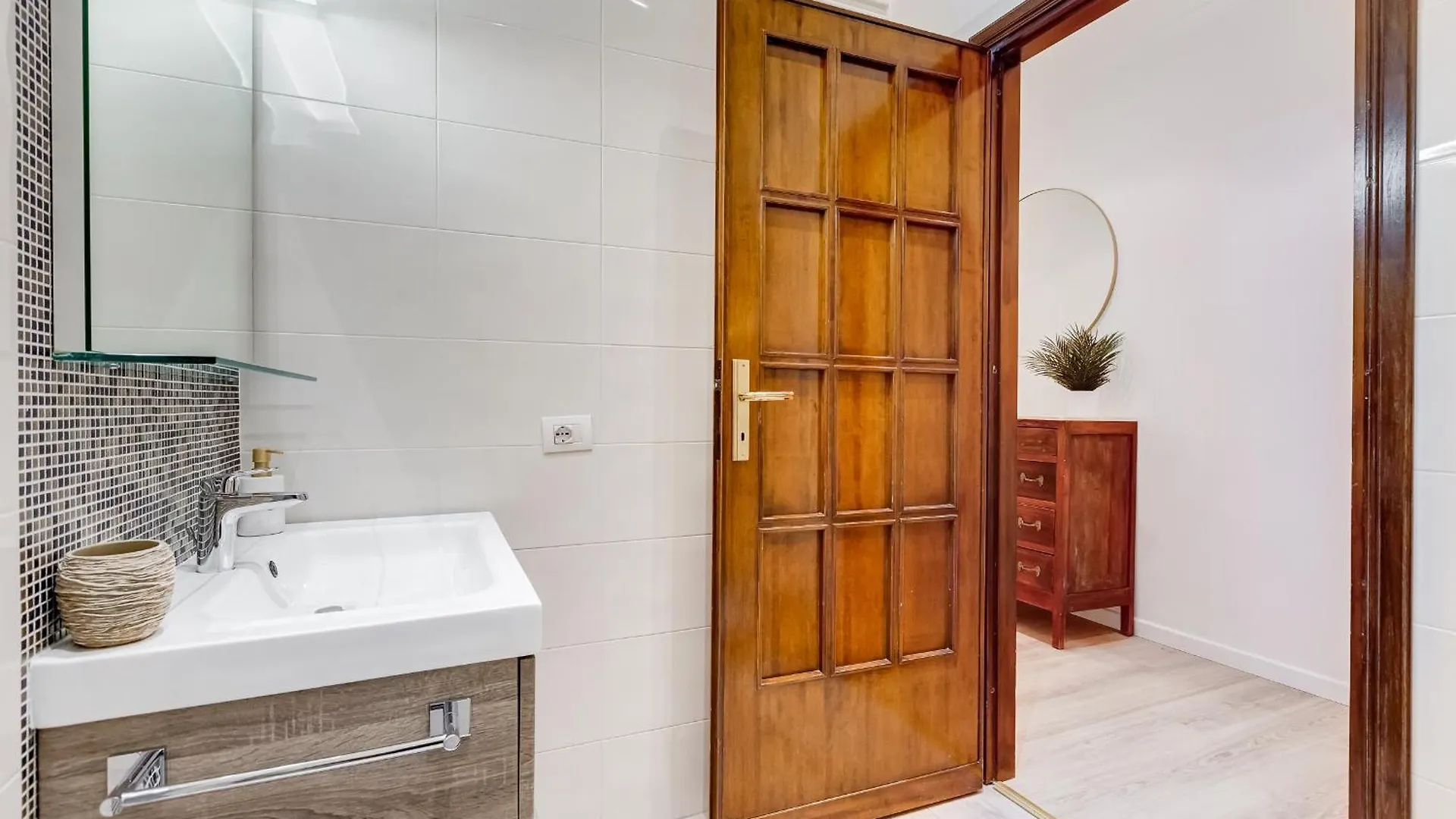 New Vatican 10 Pax Big Apartment - Romedreamhome Rome