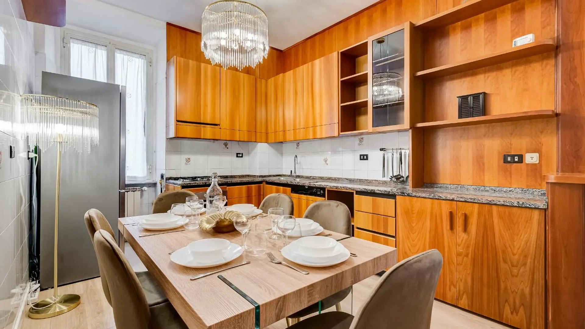 New Vatican Big Apartment - Romedreamhome